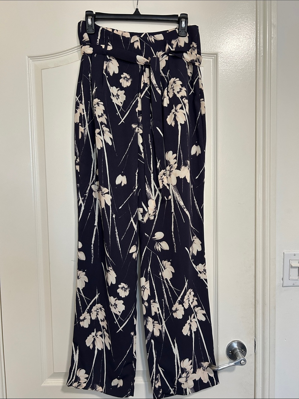 Zara Black Wide-Leg Floral Pants with Cream Print